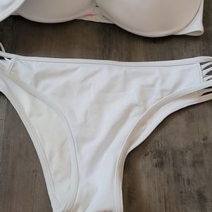 2 swimsuit tops one is 36c and the other is 34c